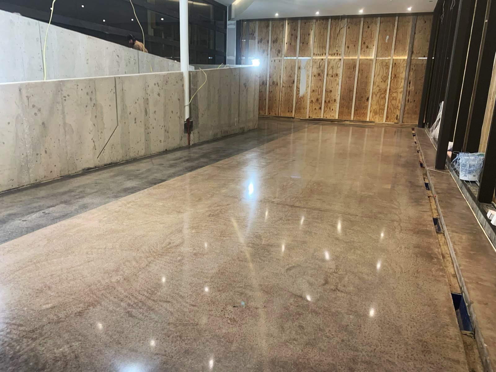 800-grit-commercial-polished-concrete-3-1.jpg